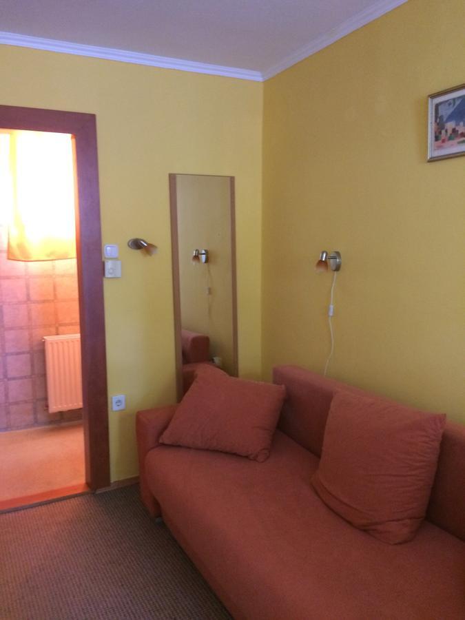Hotel Fasor Vendeghaz Balatonszárszó Exteriér fotografie
